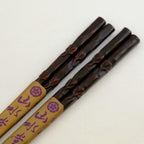 Kamakura-bori chopsticks with hand-carved ginkgo leaf motif, urushi lacquer, Sansuido