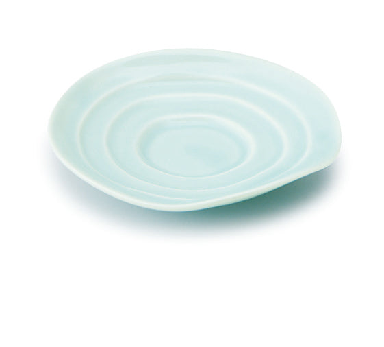 Haas Small Dish in Bluegreen Celadon, ridged porcelain plate top view