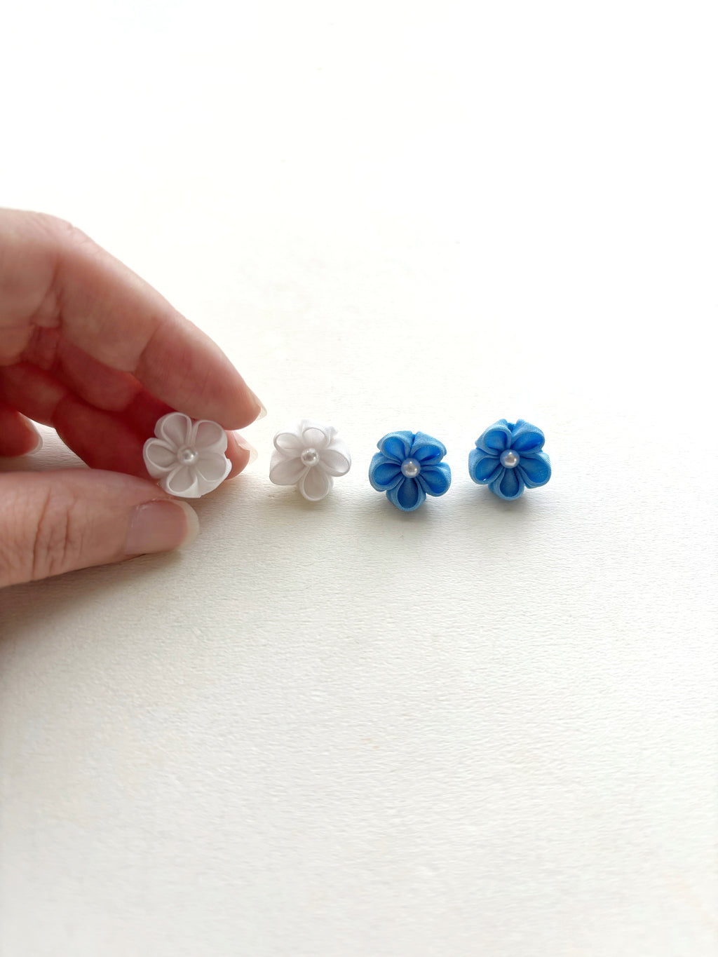Silk Earrings Blue & White – Serika Tokyo Tokyo Tsumami Zaiku Japanese Flower Jewelry