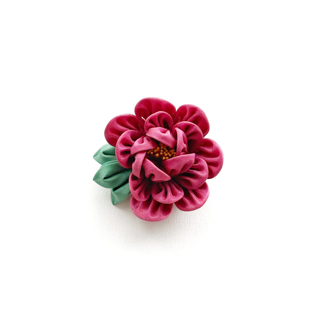 Tsumami Zaiku Brooch Deep Pink – Peony Japanese Silk Flower Pin