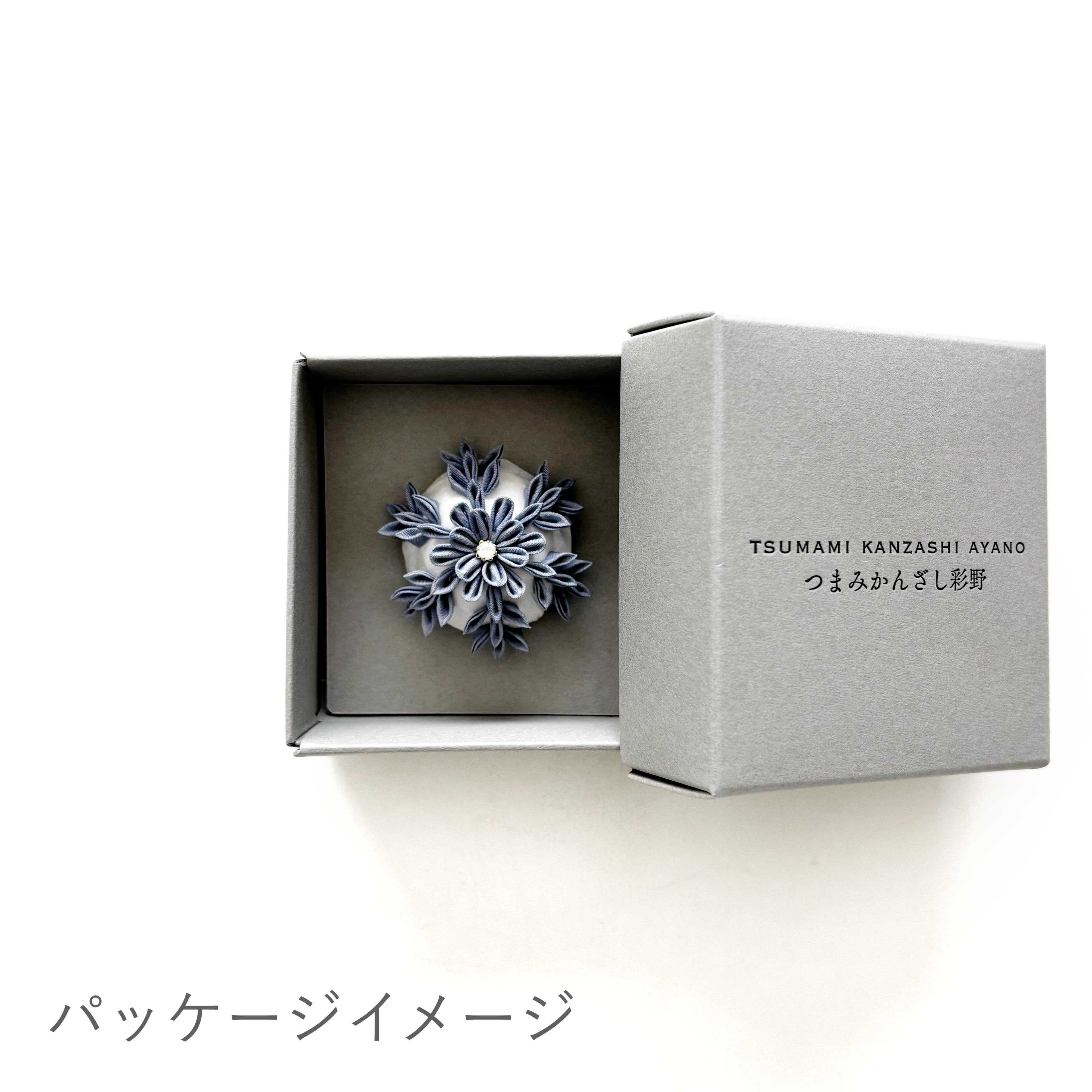 Tsumami Zaiku Brooch White & Gray – Snow Crystal Japanese Silk Pin